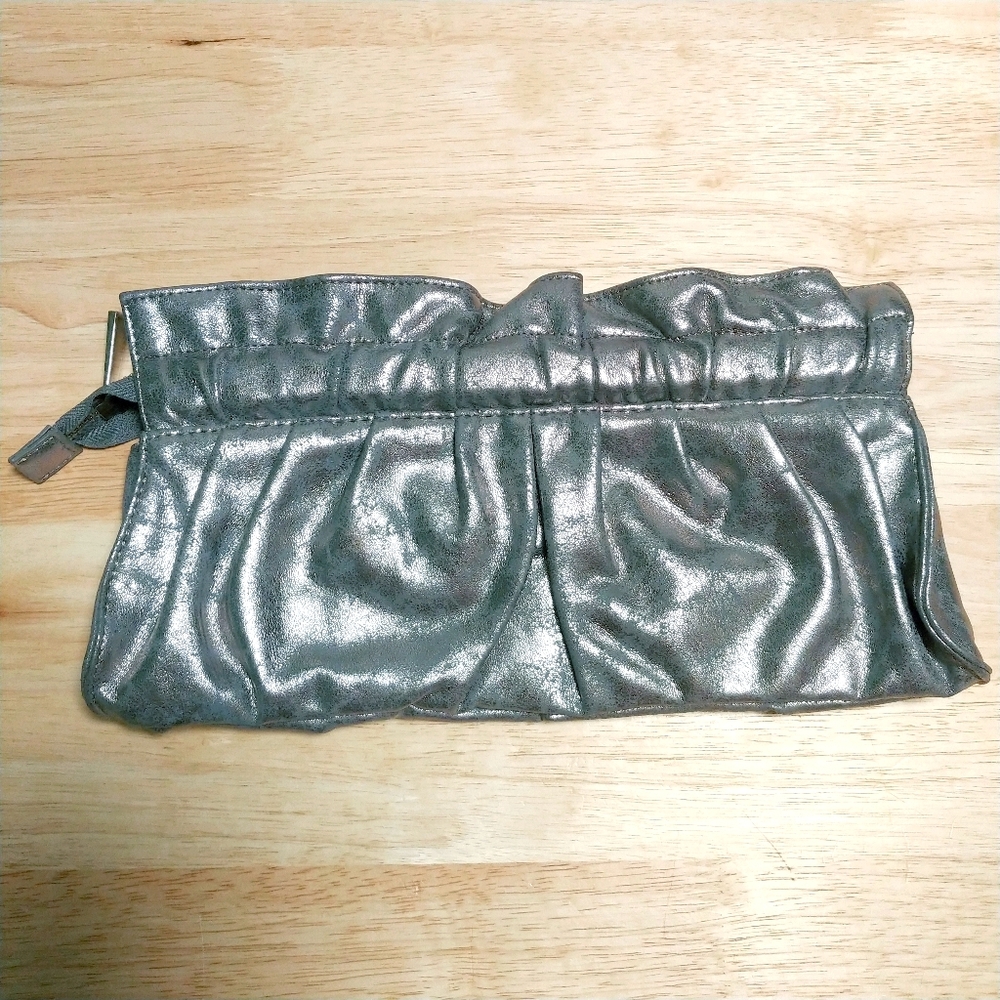EXPRESS CLUTCH